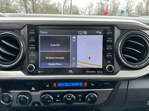 Certified 2022 Toyota Tacoma Limited AWD/4WD image 35