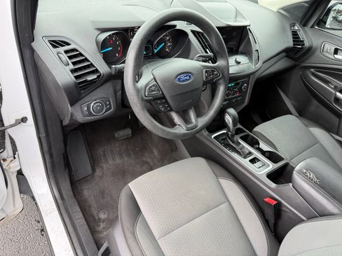 Used 2019 Ford Escape SE FWD image 12