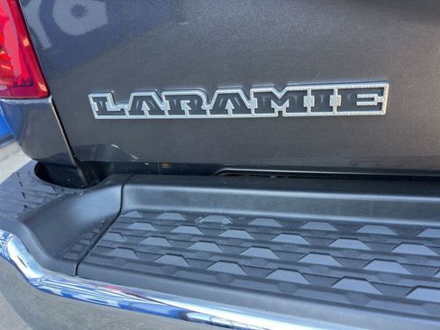Used 2022 RAM 2500 Laramie w/ Chrome Appearance Group image 15