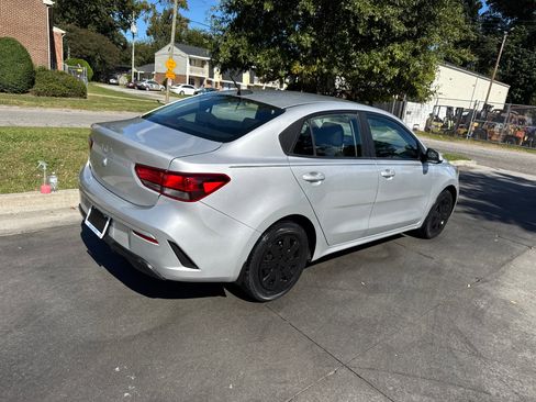 Used 2022 Kia Rio S image 4