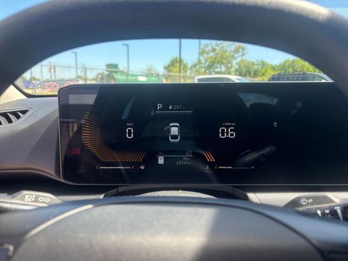 Used 2025 Kia K4 LXS image 39