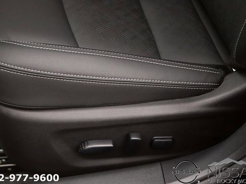 New 2025 Nissan Altima 2.5 SL image 15