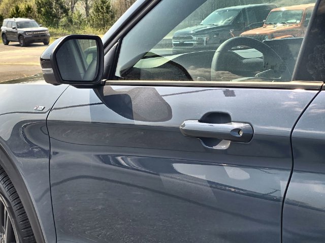 New 2026 Ford Explorer ST-Line w/ ST-Line Street Pack RWD image 11