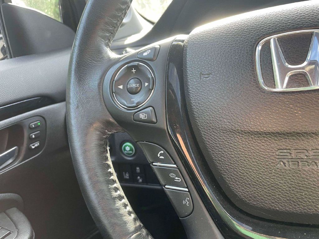 Used 2016 Honda Pilot Touring image 20