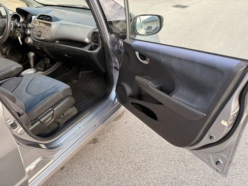 Used 2009 Honda Fit Sport image 26