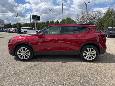 Used 2020 Chevrolet Blazer LT w/ Sound & Technology Package AWD/4WD image 4