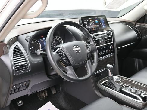 Used 2022 Nissan Armada Platinum AWD/4WD image 19