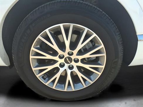 Used 2025 Genesis GV80 2.5T Standard image 25