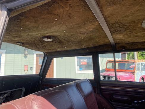 Used 1989 Jeep Grand Wagoneer AWD/4WD image 75