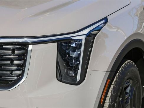 New 2025 Kia Sorento SX Prestige image 4