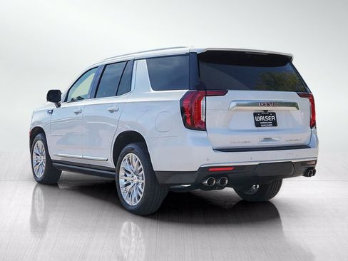 Used 2023 GMC Yukon Denali AWD/4WD image 3