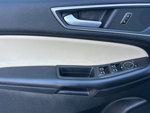 Certified 2024 Ford Edge SEL AWD/4WD image 12