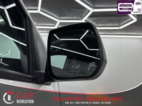 Used 2022 Chevrolet Colorado W/T w/ WT Convenience Package image 47