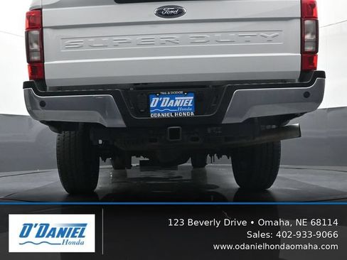 Used 2022 Ford F250 Lariat w/ Lariat Value Package AWD/4WD image 11