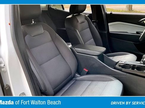 Used 2024 Chevrolet Trax LT image 26