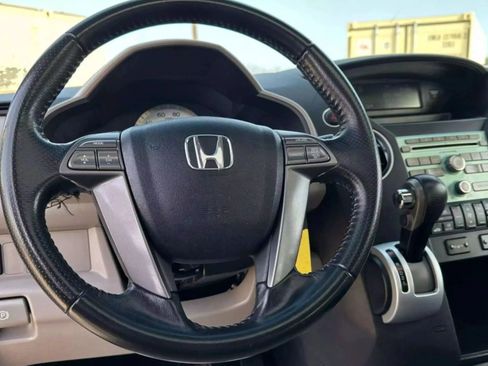 Used 2010 Honda Pilot EX-L image 18