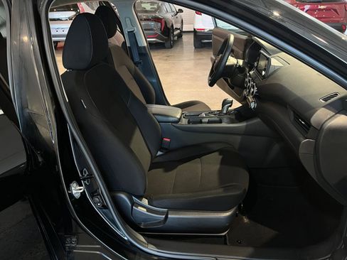 Used 2025 Nissan Sentra S image 35