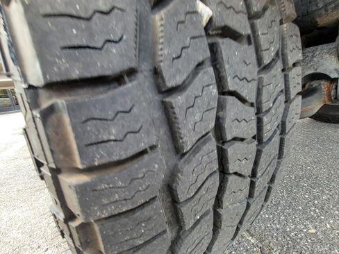 Used 2016 Ford F150 XLT AWD/4WD image 22