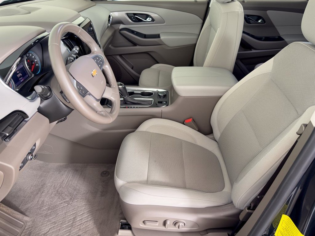 Used 2020 Chevrolet Traverse LT FWD image 5