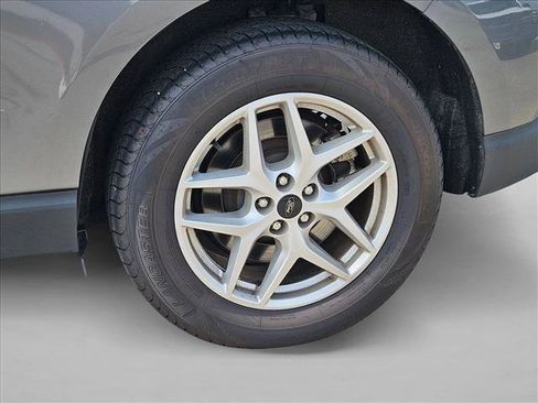 Used 2024 Ford Edge SEL AWD/4WD image 14