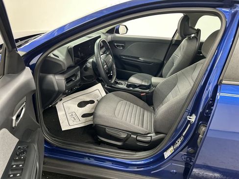 Certified 2025 Kia K4 EX FWD image 9