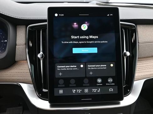 New 2026 Volvo XC90 T8 Plus w/ Protection Package Premier image 16