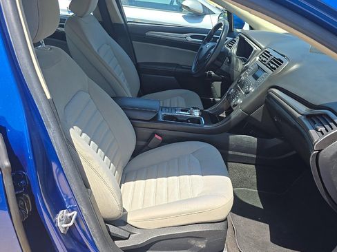 Used 2018 Ford Fusion S FWD image 6