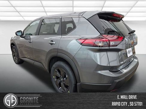 New 2026 Nissan Rogue SV w/ Cold Weather Package AWD/4WD image 3