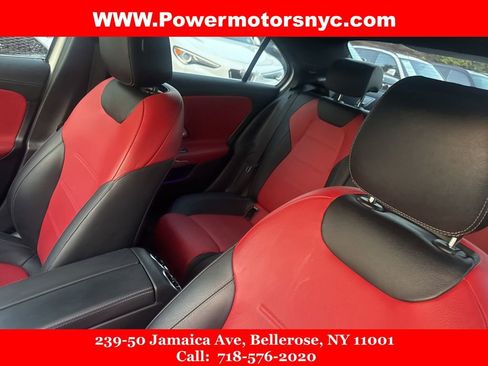 Used 2022 Mercedes-Benz A 220 4MATIC w/ AMG Line image 23