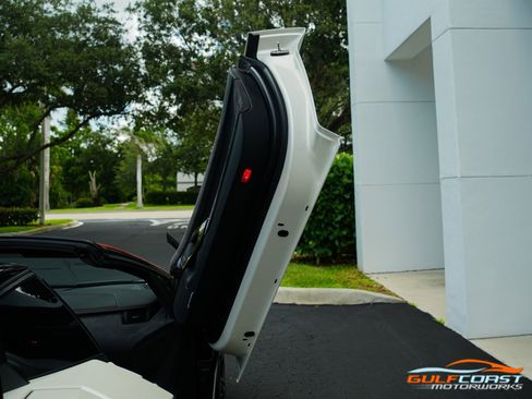 Used 2016 Lamborghini Aventador LP 700-4 image 36