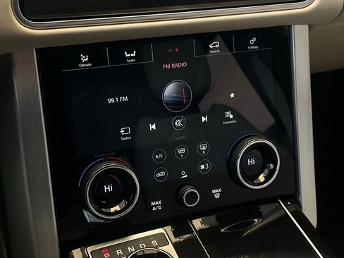 Used 2021 Land Rover Range Rover Westminster Edition image 27