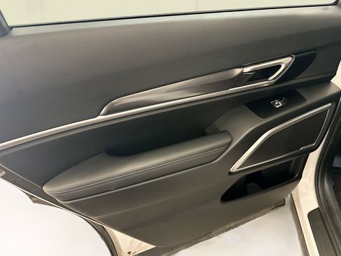 Used 2025 Kia Telluride S image 28