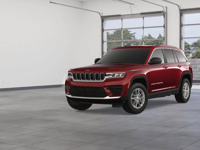 New 2025 Jeep Grand Cherokee Laredo X w/ Luxury Tech Group I