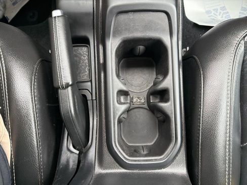 Used 2023 Jeep Wrangler Unlimited Sahara image 21