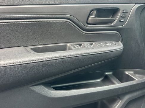 Certified 2023 Honda Odyssey Sport image 11