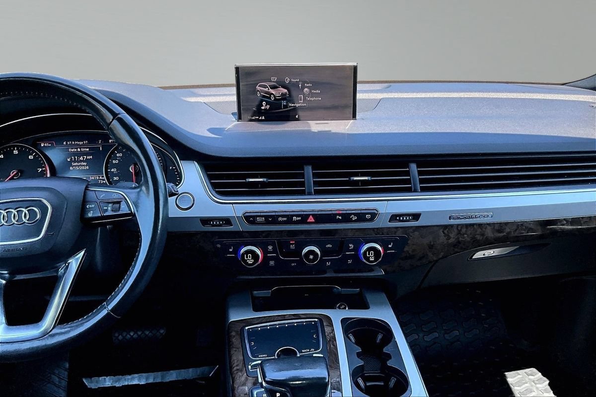 Used 2018 Audi Q7 2.0T Premium AWD/4WD image 24