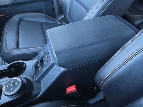 Used 2023 Ford Bronco Badlands w/ Sasquatch Package image 68