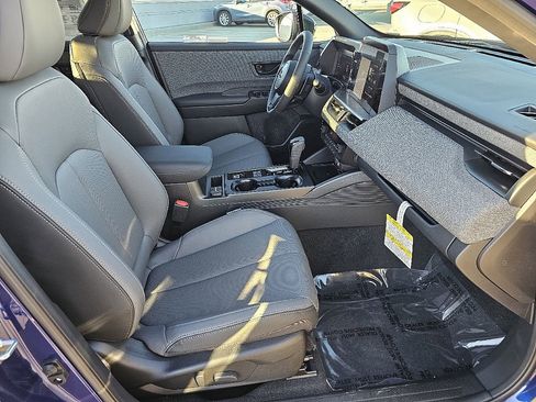 New 2026 Subaru Outback Limited AWD/4WD image 18