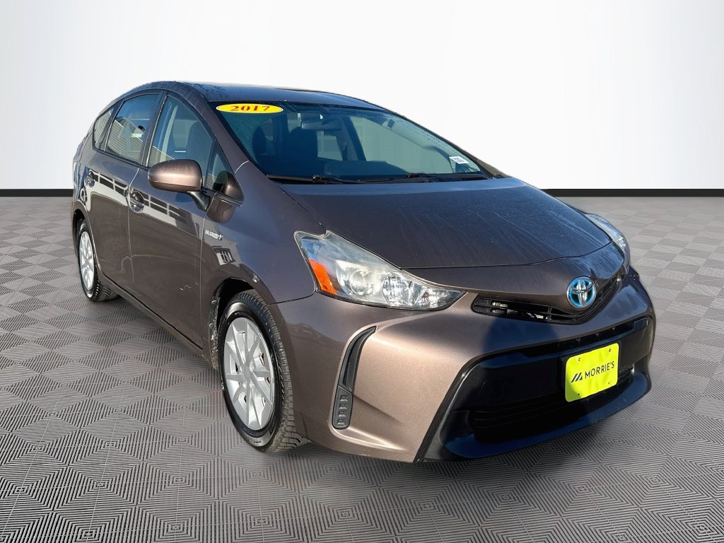 Used 2017 Toyota Prius V Two FWD image 3