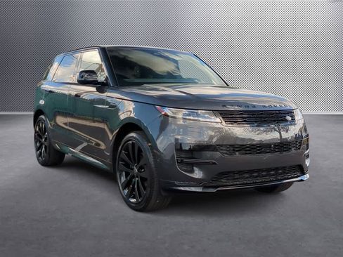 New 2025 Land Rover Range Rover Sport Dynamic SE image 2