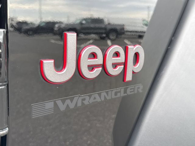 Used 2025 Jeep Wrangler Unlimited Rubicon AWD/4WD image 19