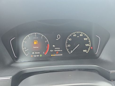 Used 2025 Honda Pilot TrailSport image 19