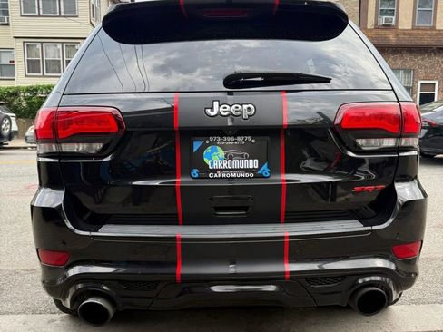 Used 2015 Jeep Grand Cherokee SRT AWD/4WD image 5