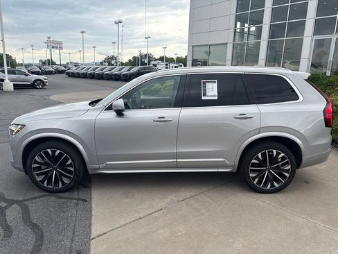 Certified 2025 Volvo XC90 B6 Plus AWD/4WD image 9