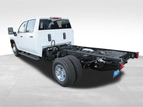New 2026 Chevrolet Silverado 3500 W/T image 3