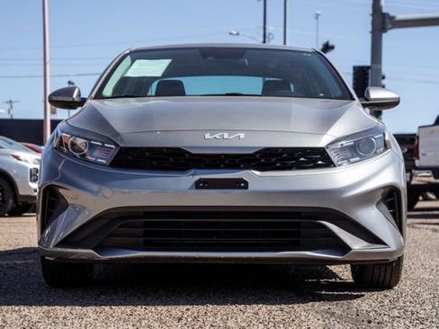 Used 2023 Kia Forte LXS FWD image 2