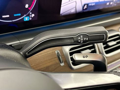 New 2026 Mercedes-Benz GLE 63 AMG S image 17