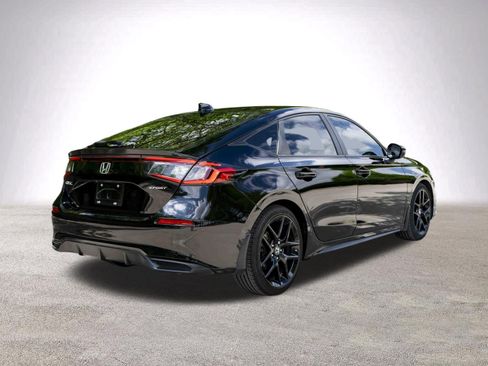 Used 2024 Honda Civic Sport image 9