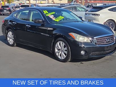 Used 2011 INFINITI M37 w/ Deluxe Touring Pkg