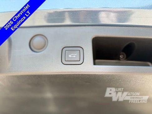 New 2026 Chevrolet Equinox LT w/ Convenience Package II FWD image 32